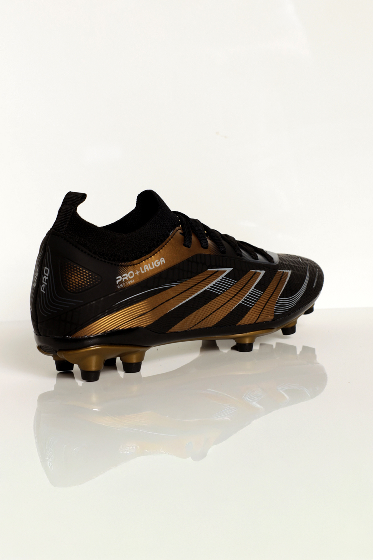 AİRBOOM Pro+Laliga Çoraplı Halı Saha Ve Çim Zemin Kramponu Unisex görsel 5