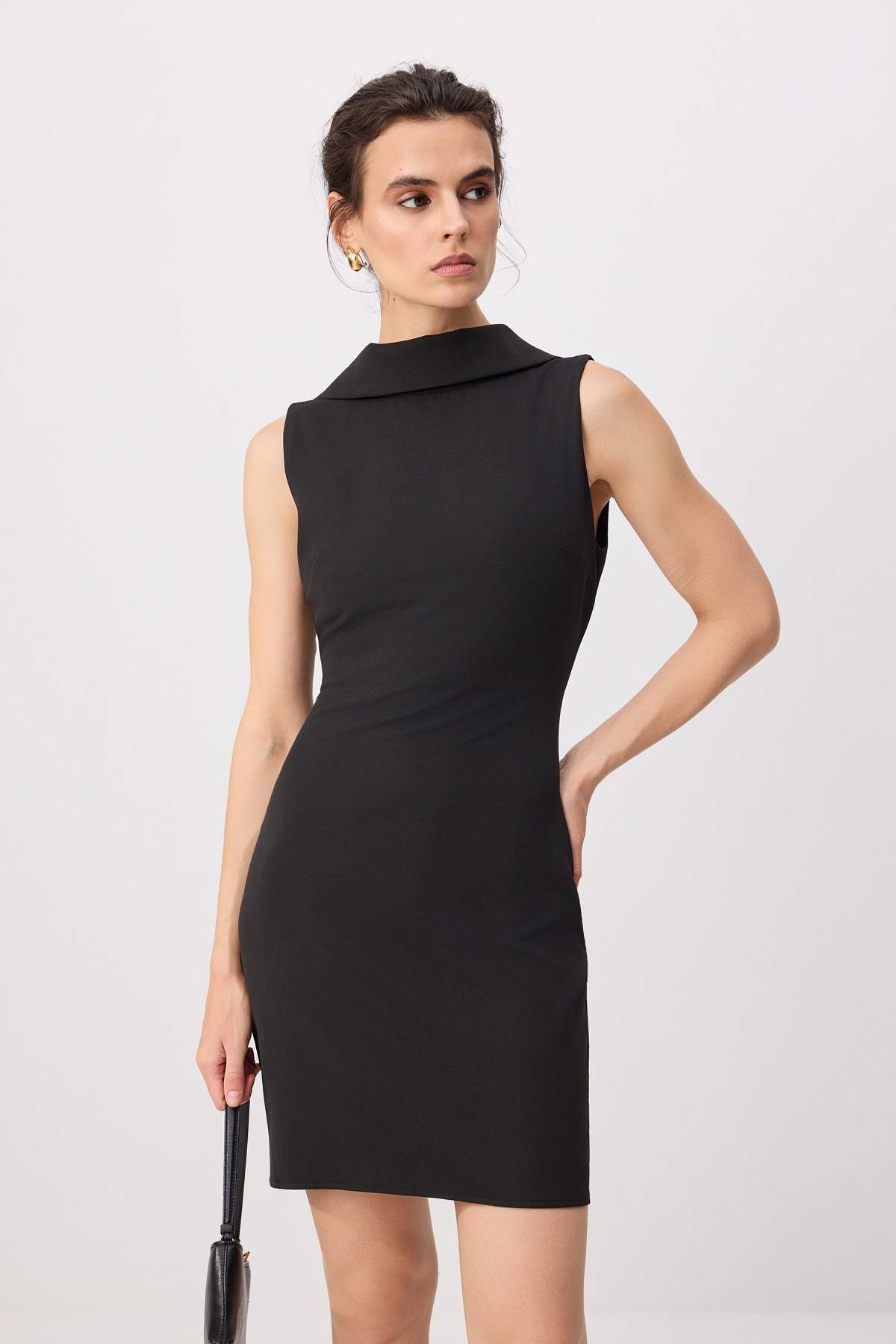 Trendyolmilla Siyah Dokuma Elbise&Tulum Elbise TWOSS26EL00840