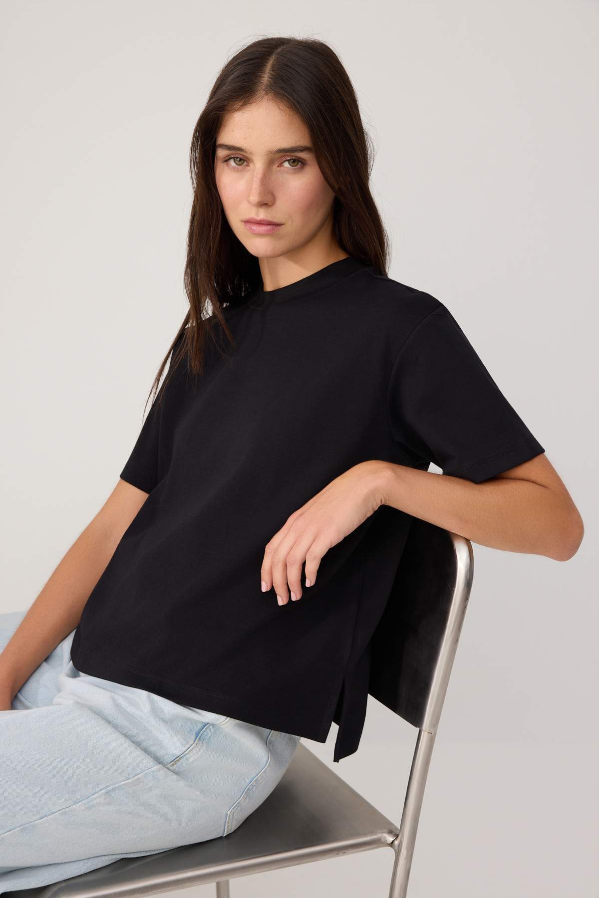 Trendyolmilla Siyah Düz Regular Bisiklet Yaka Standart Kol Kısa Tok %100 Pamuk Örme T-Shirt TWOSS26TS00345