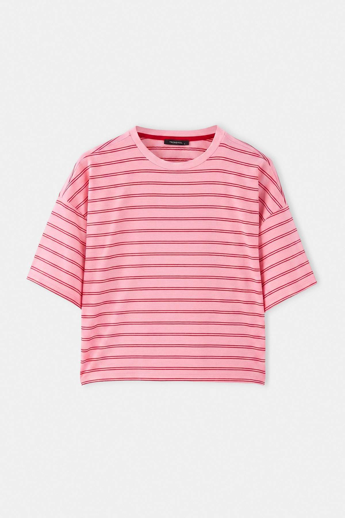 Trendyolmilla Pembe Çizgili Regular Bisiklet Yaka Standart Kol Kısa Tok %100 Pamuk Örme T-Shirt TWOSS26TS00048
