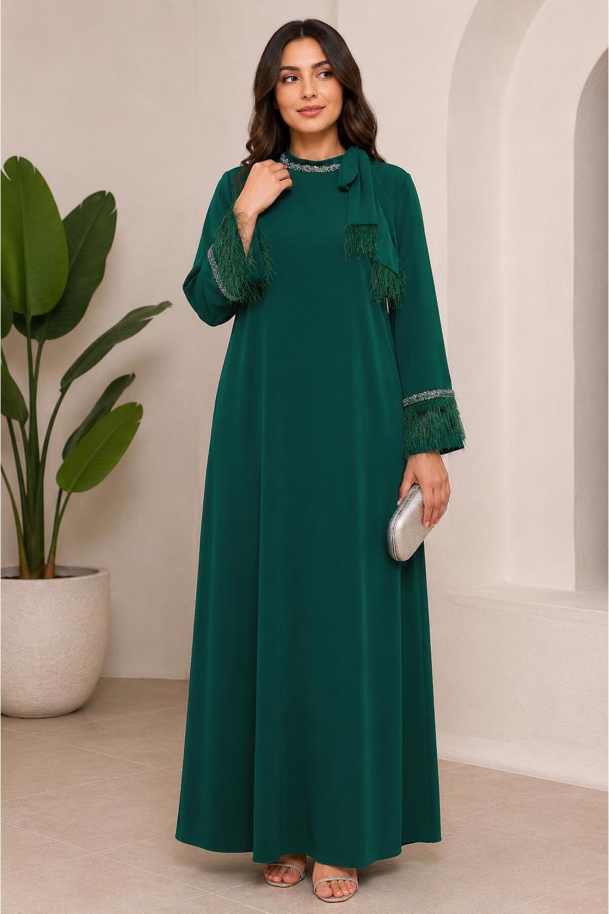 PLUS SIZE FEATHER DETAIL DRESS 20501