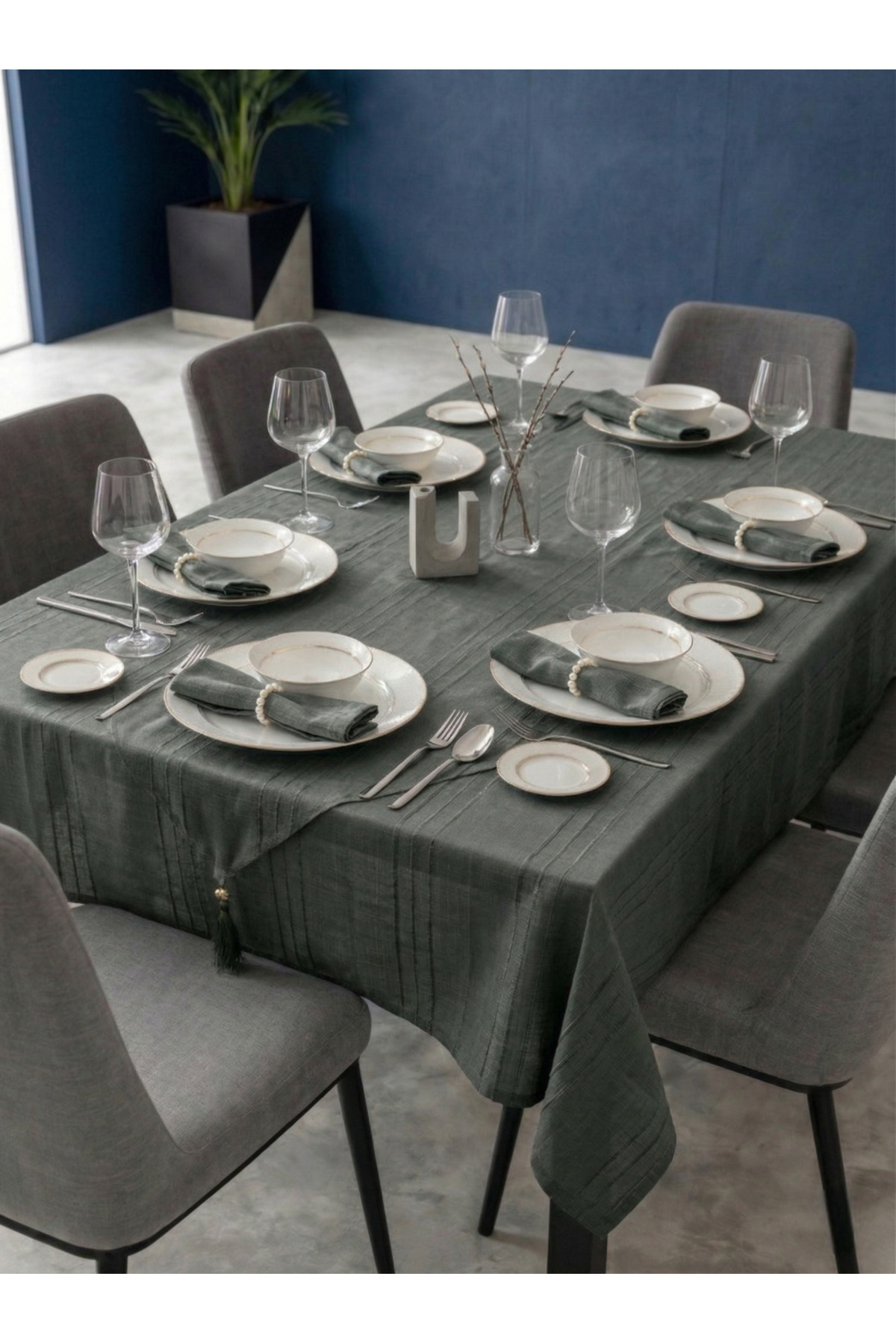 Izur Colber Tablecloth Set for 12 Persons 26 Pieces Smoked