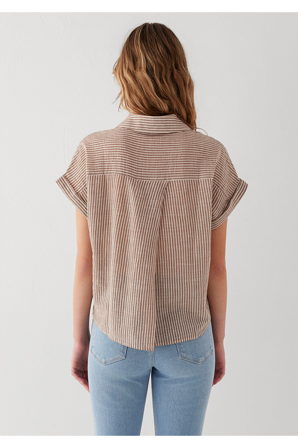 Kısa Kollu Çizgili Kahverengi Gömlek Loose Fit / Bol Rahat Kesim 1210445-85431 — قهوه‌ای — تصویر 6 از 8