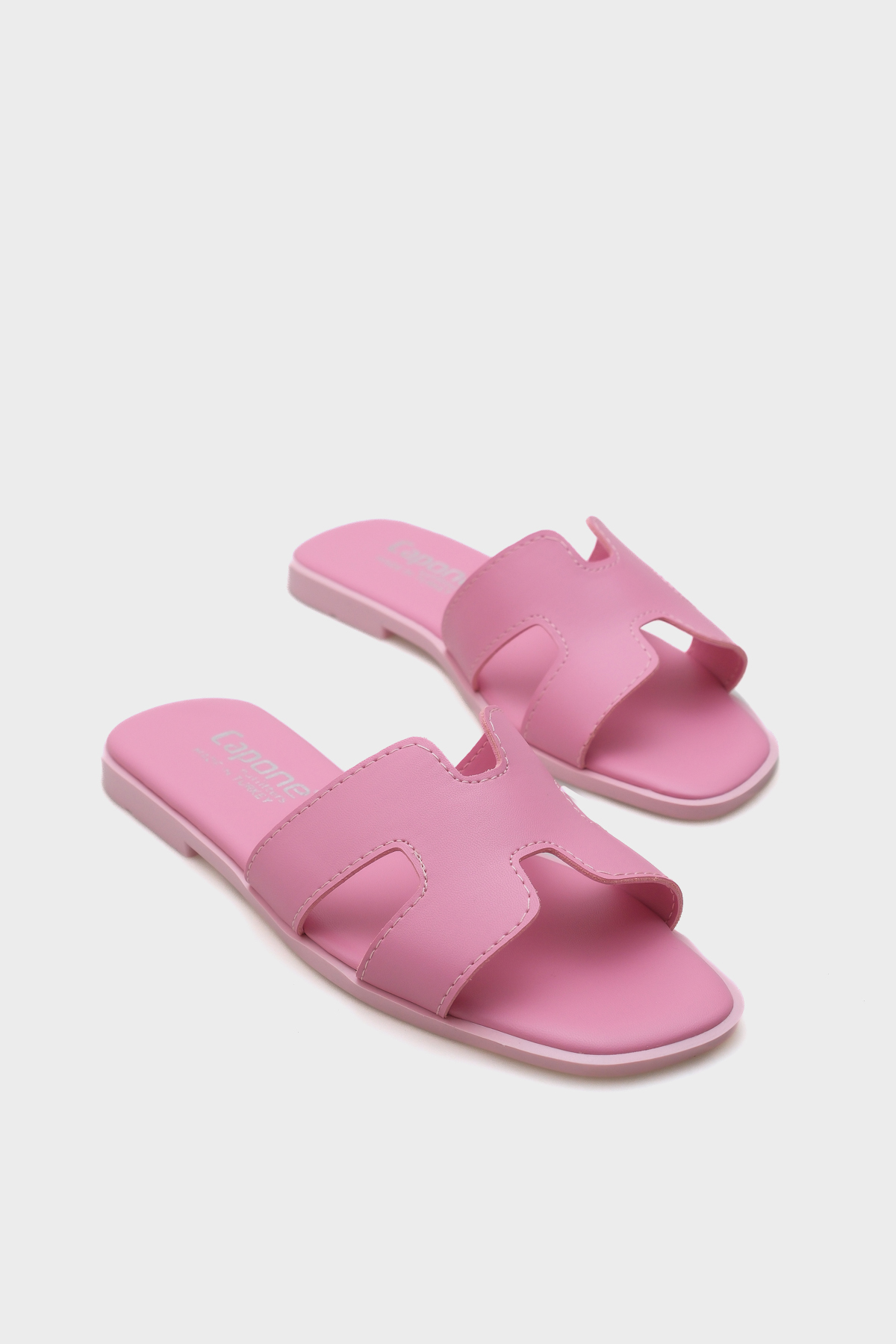 Capone Outfitters Дамски чехли Cilt Halsey