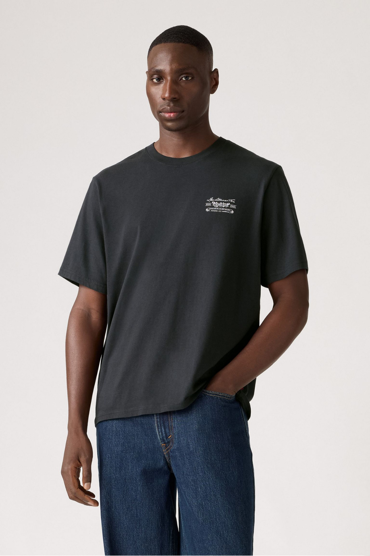 تی‌شرت مردانه طرح عقاب مدل Jet Buckle - رنگ مشکی - مدل A2082-0365 لیوایز تی شرت Levi's