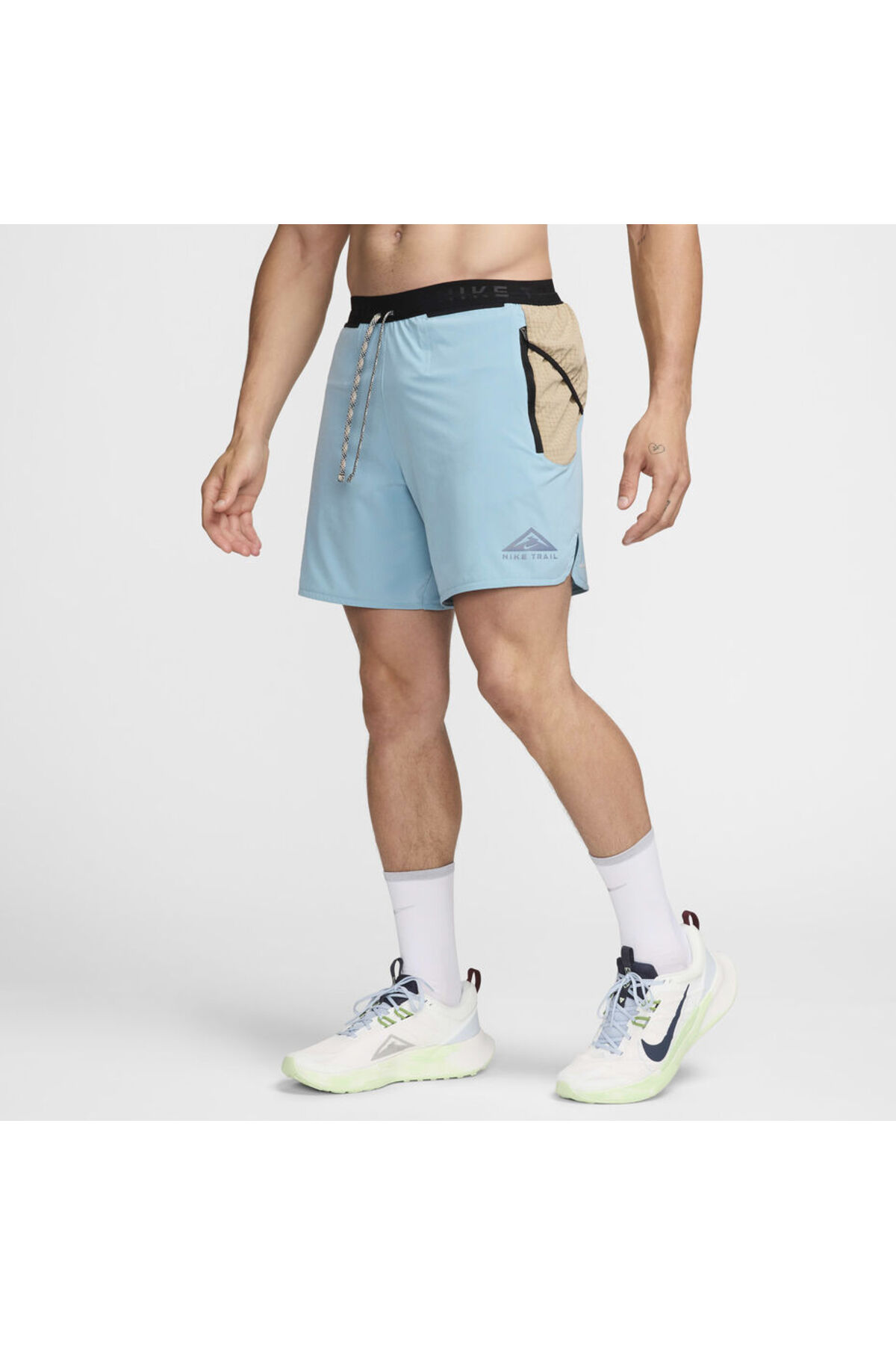 شلوارک دویدن مردانه Trail Second Sunrise مدل Dri-FIT با آستر کوتاه (تقریباً ۱۸ سانتی‌متر) از برند REDSPORT نایکی شورت ورزشی Nike
