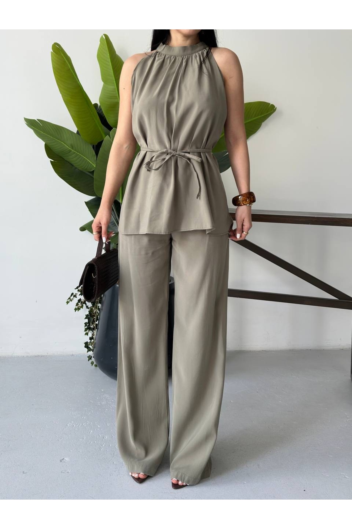 Weightlifting Collar Belted Pleated 2 Piece Modal Set