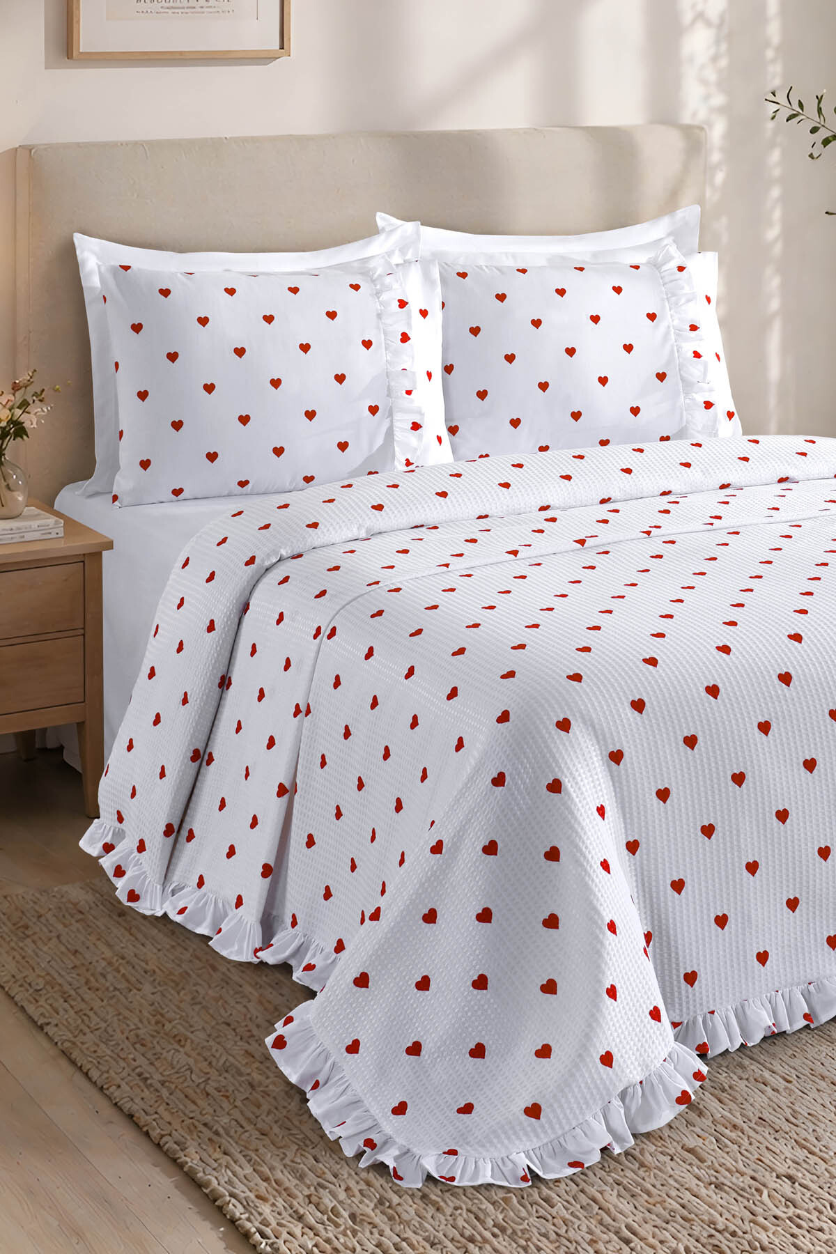 Ruffled Quilting Set Double Hearted White (4 Pieces)