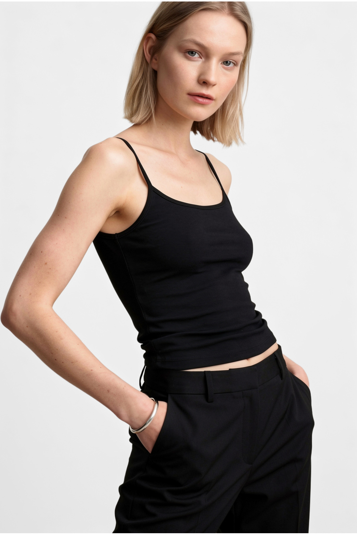 OLYNN Siyah Ultra Premium Soft Askılı Bluz görsel 2