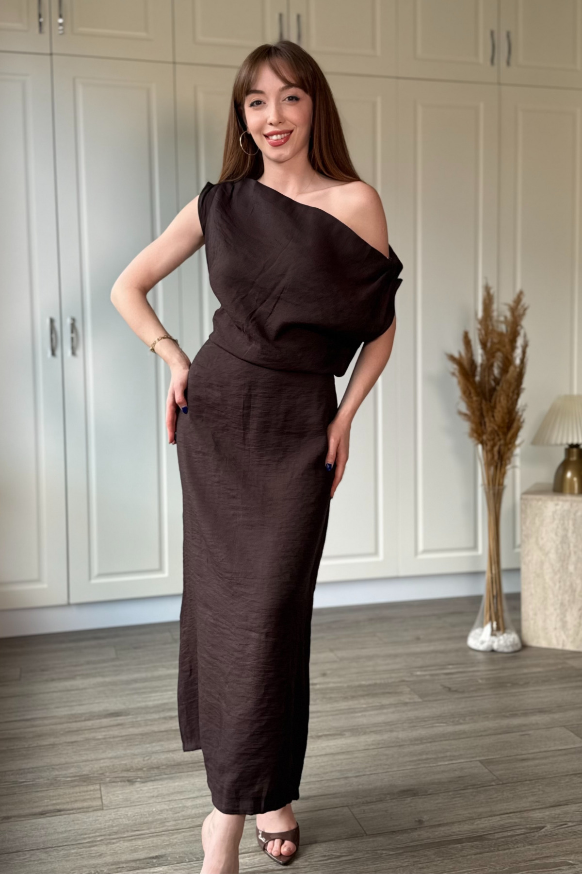 Low Shoulder Linen Midi Brown Dress
