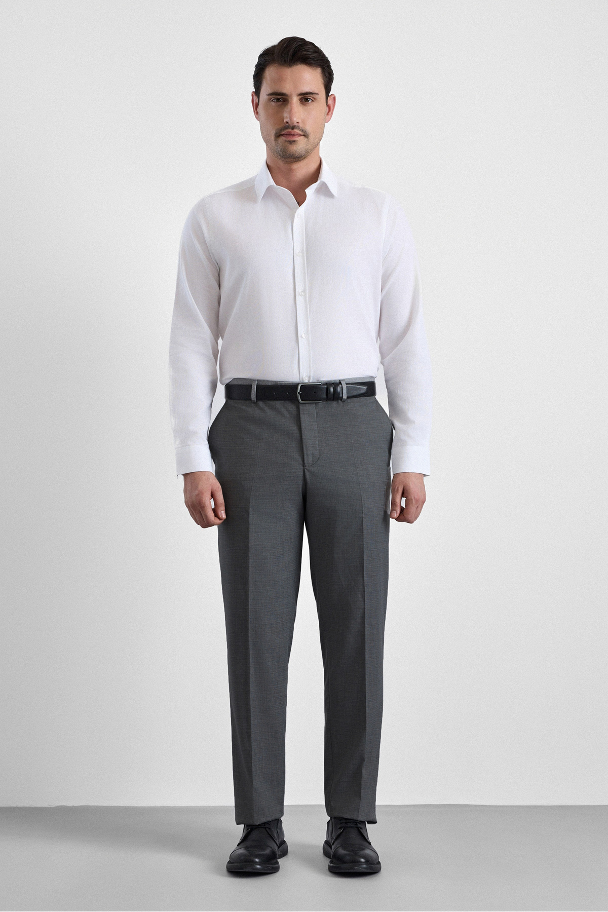 SÜVARİ Regular Kalıp Bol Paça Klasik Düz Gri Kumaş Pantolon — خاکستری TYCB746560B52EFE549D62F00