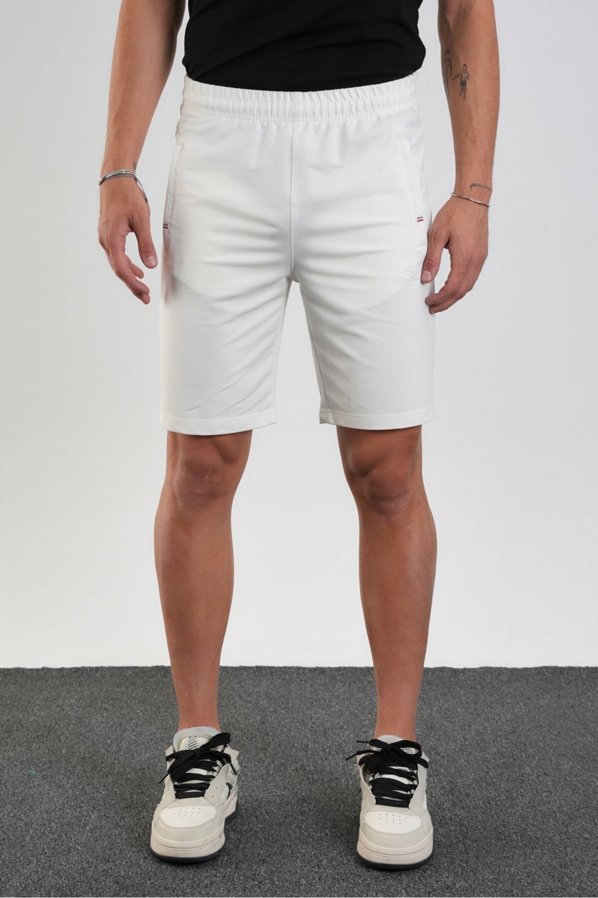 شلوارک نخی مردانه مدل Off-White سایز معمولی با جیب زیپ‌دار  شورت ورزشی Shooter Sportswear