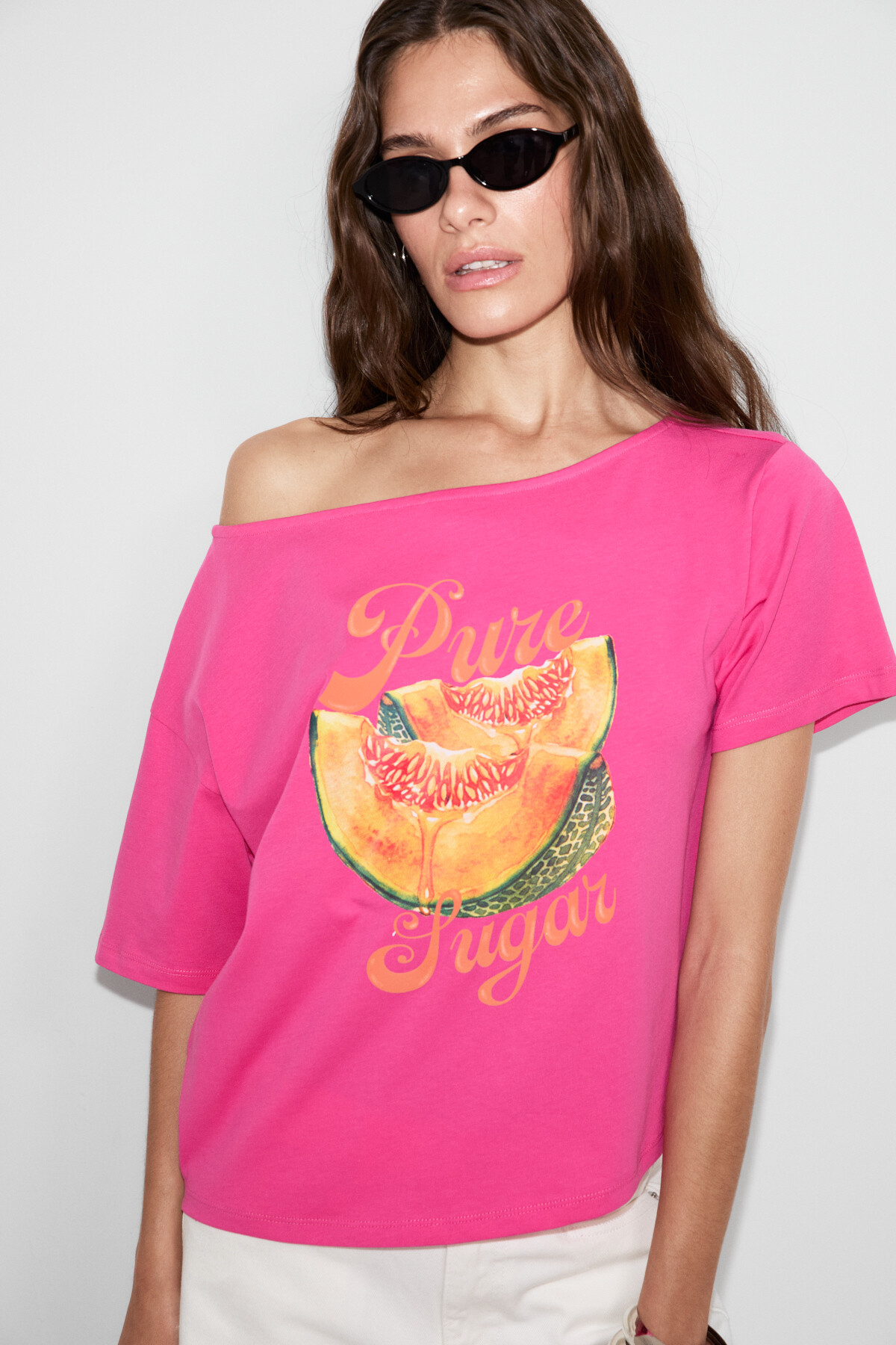 GRIMELANGE Qaly Women's Boat Neck One Shoulder Short Sleeve Relaxed Pink T-Shirt with Front and Back Print Detail