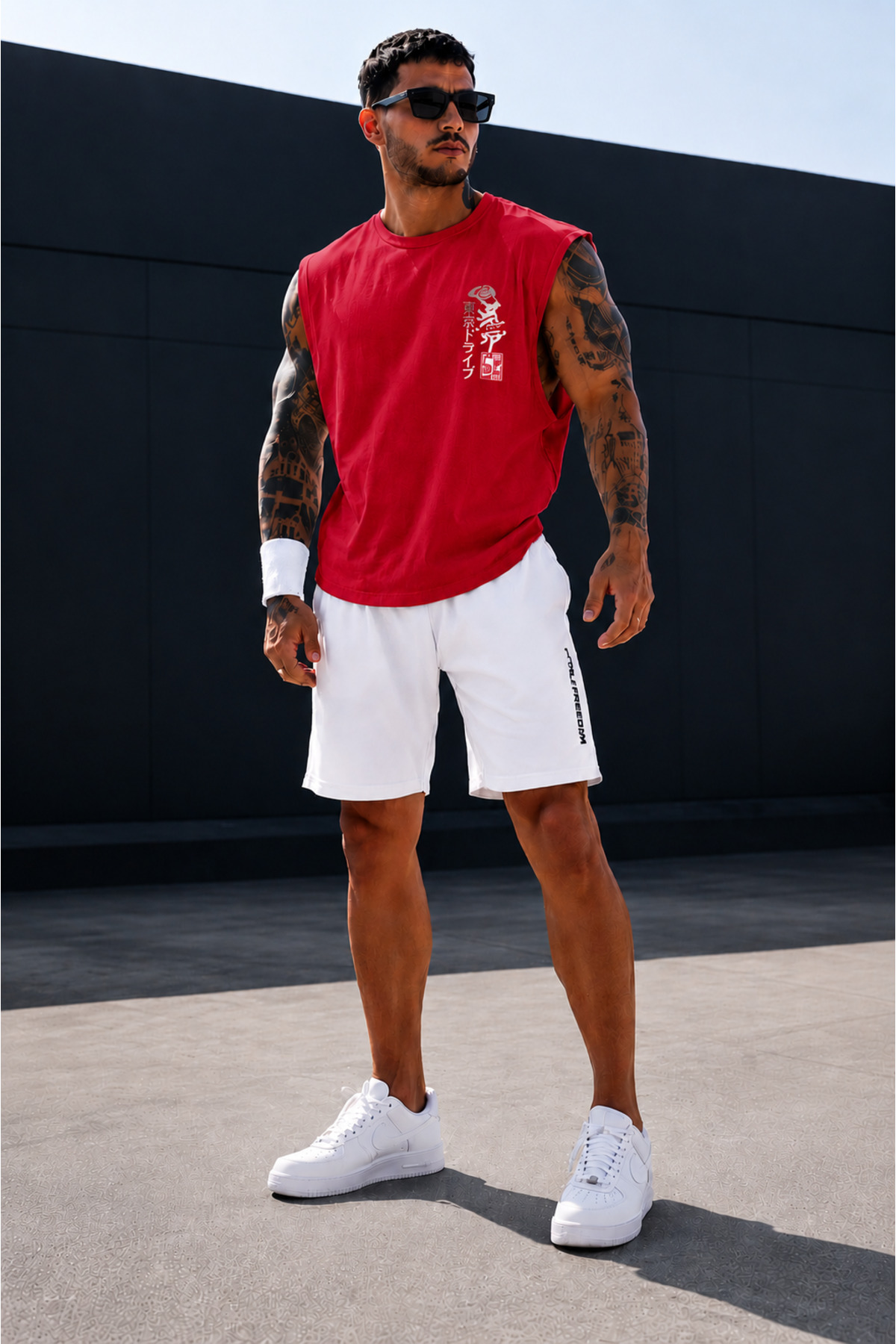 Japanese Text Calligraphy Printed Zero Sleeve Round Crew Neck White T-Shirt