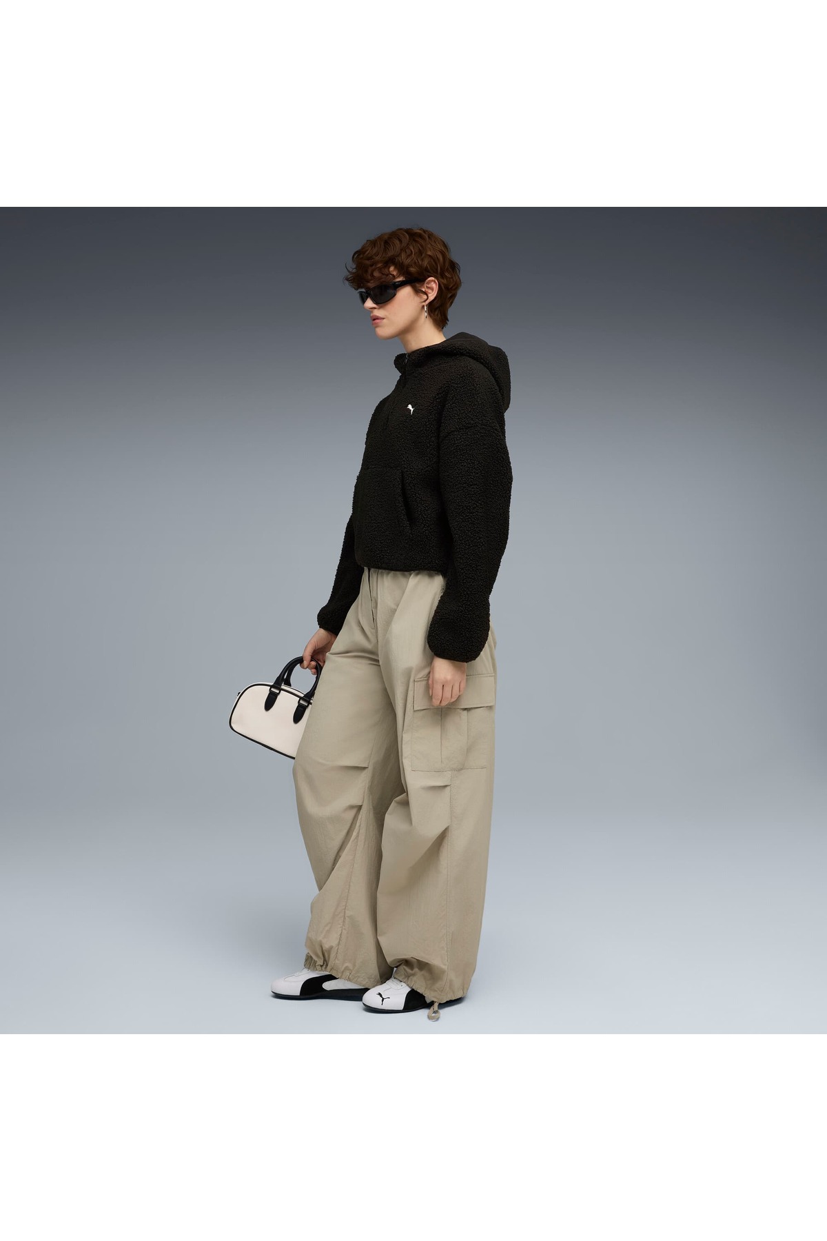 Puma Wardrobe ESSENTIALS Kadın Geniş Kesim Kapüşonlu Polar SWEATSHIRT görsel 2