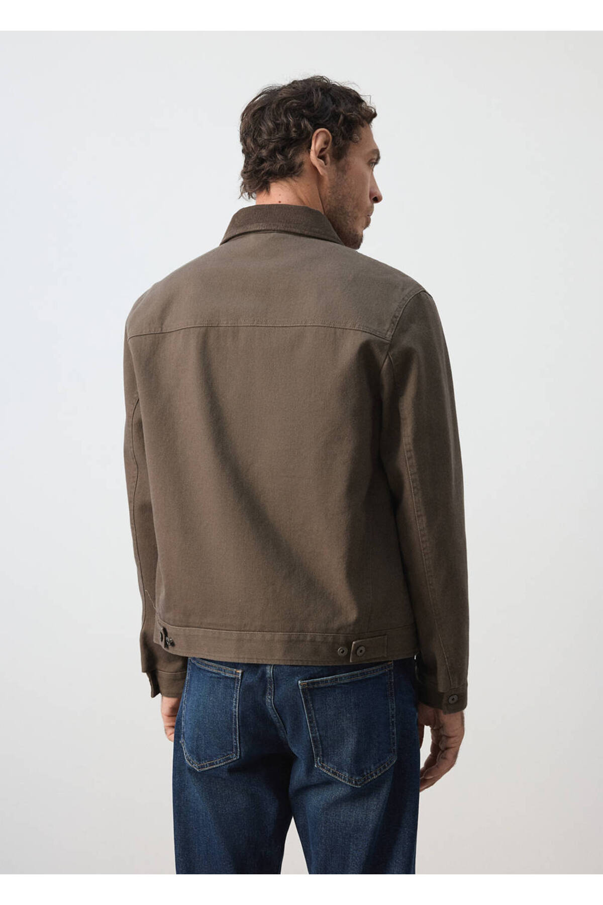 MANGO Man Fitilli kadife yakalı denim ceket görsel 4