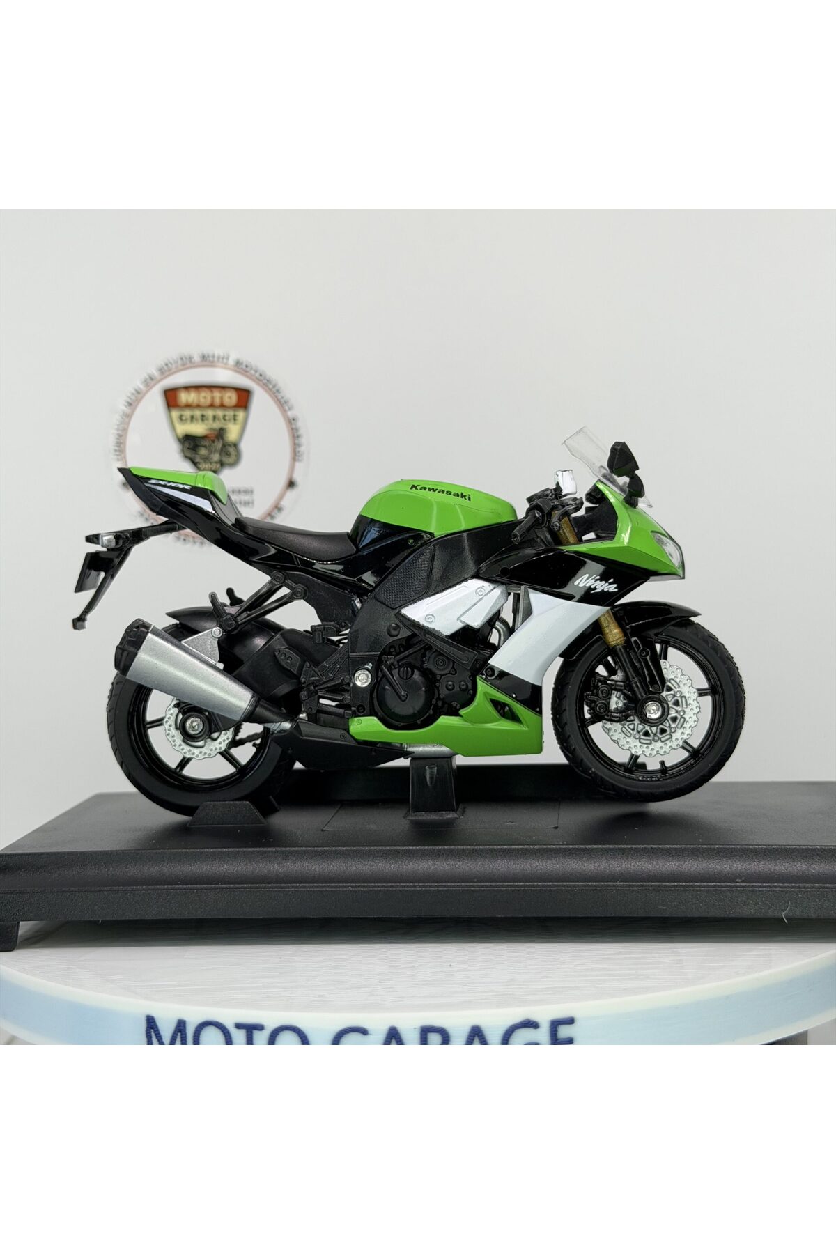 MotoGarage Kawasaki Ninja ZX-10R 1:18 Diecast Motosiklet Modeli