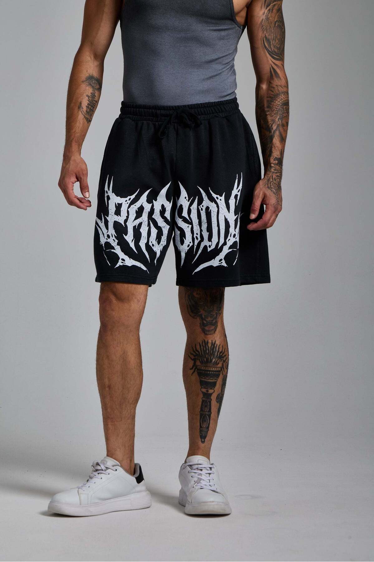 شلوارک‌های شسته‌شده‌ی اسکریپت  شورت ورزشی Passion Athletics