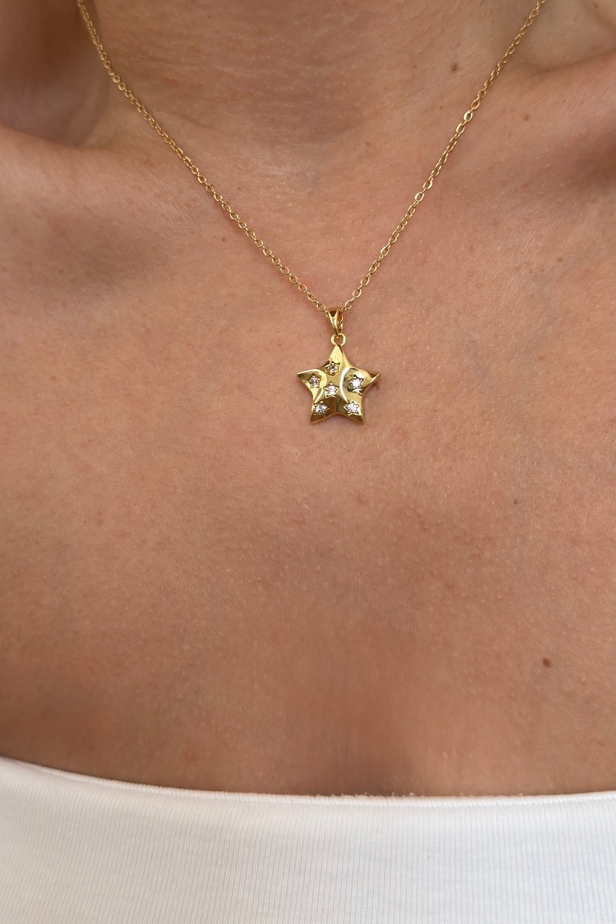 Lavian Accessories Çelik Zirkon Taşlı Yıldız Kolye