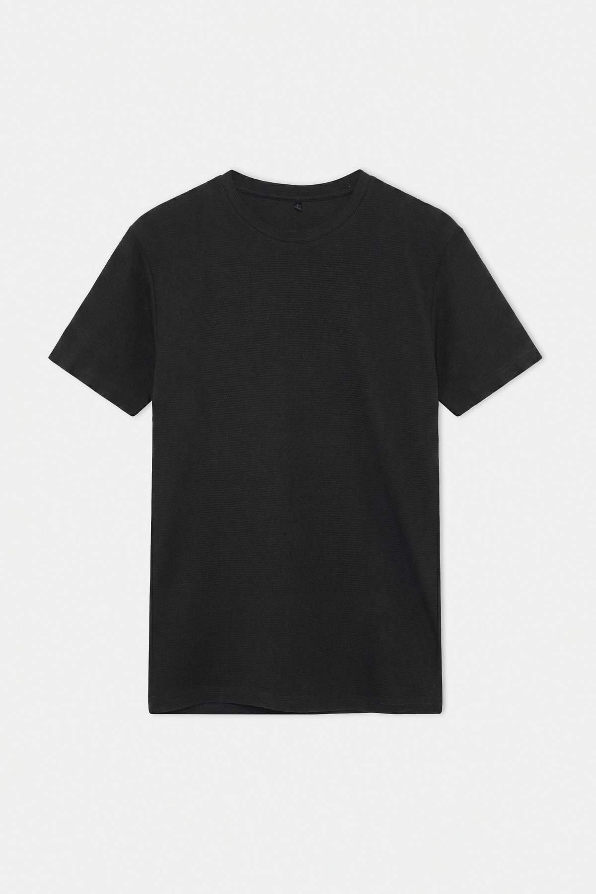Trendyolmilla Man Siyah Regular/Normal Kesim Dokulu T-Shirt TMNSS26TS00067