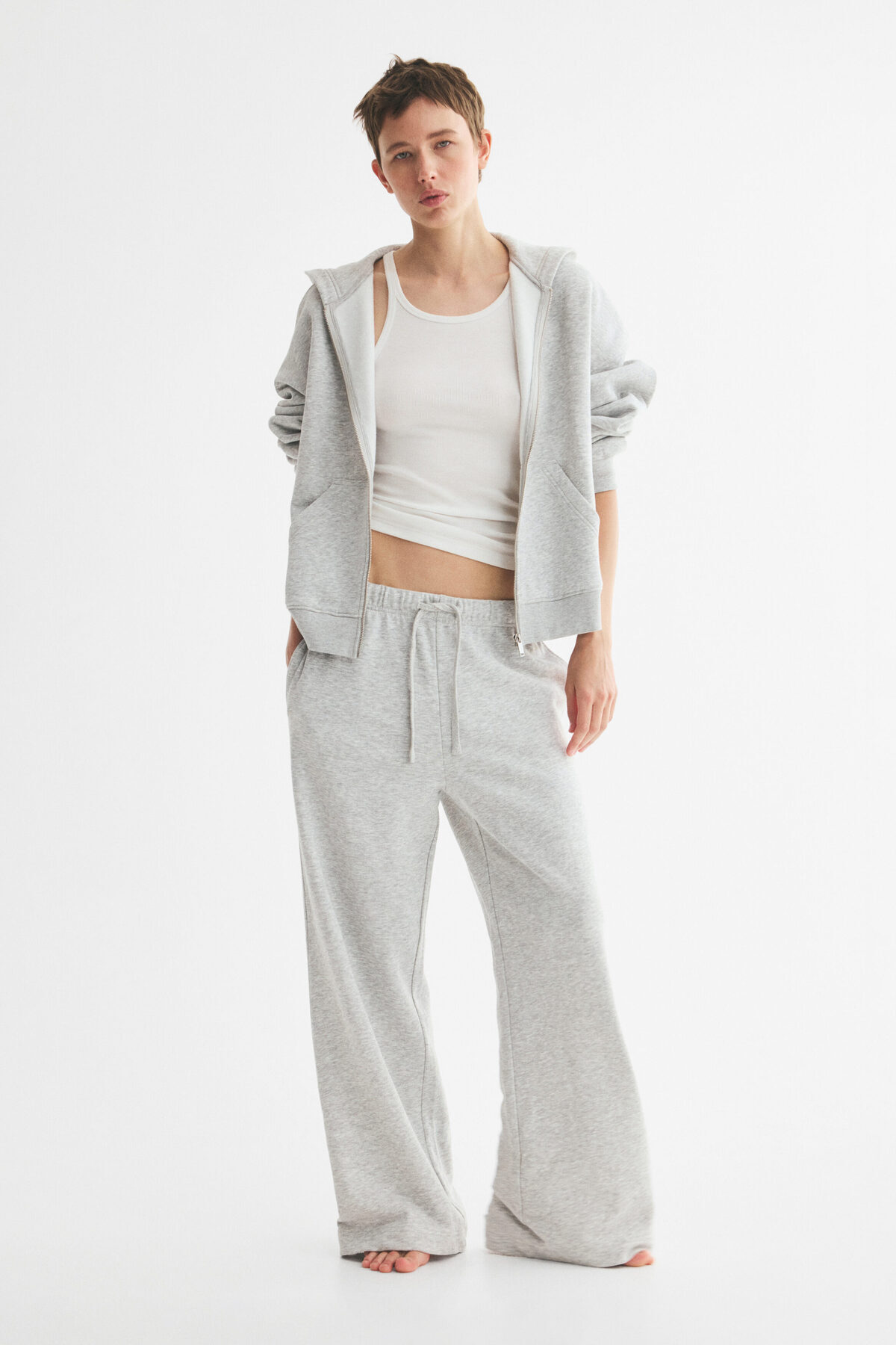 Düz Paçalı Jogger Pantolon