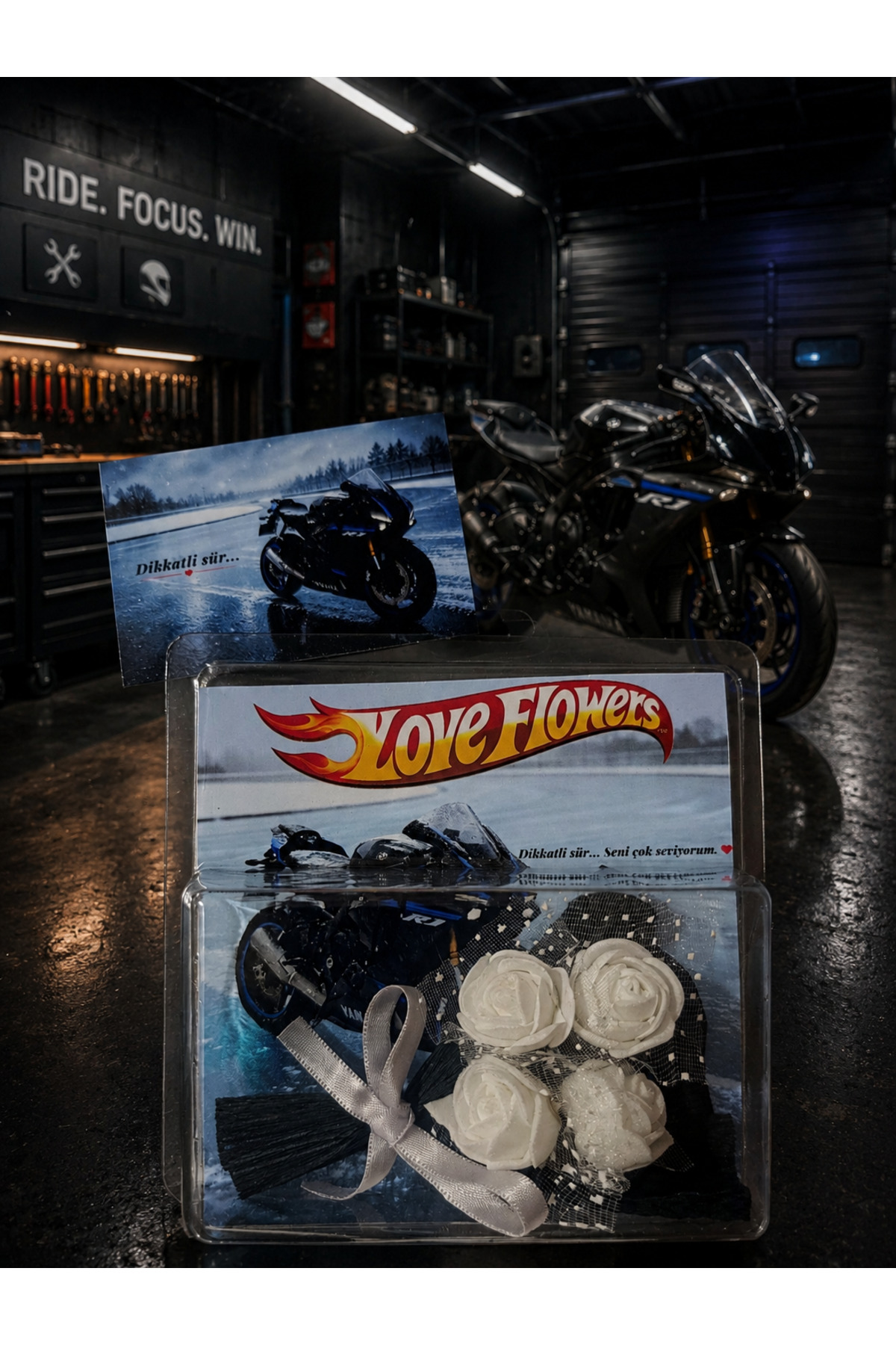 Valentine hot flowerss gift flower