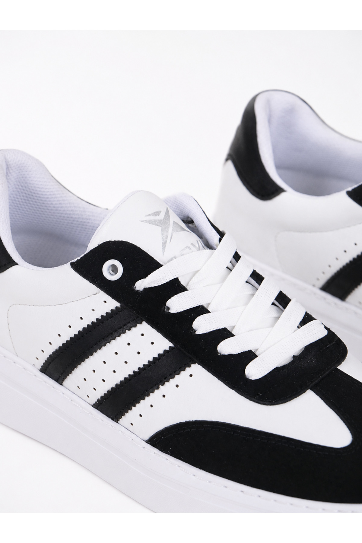 TROVIX Premium Siyah-Beyaz Erkek Sneaker, Suni Deri & Süet, Beyaz EVA Taban görsel 5