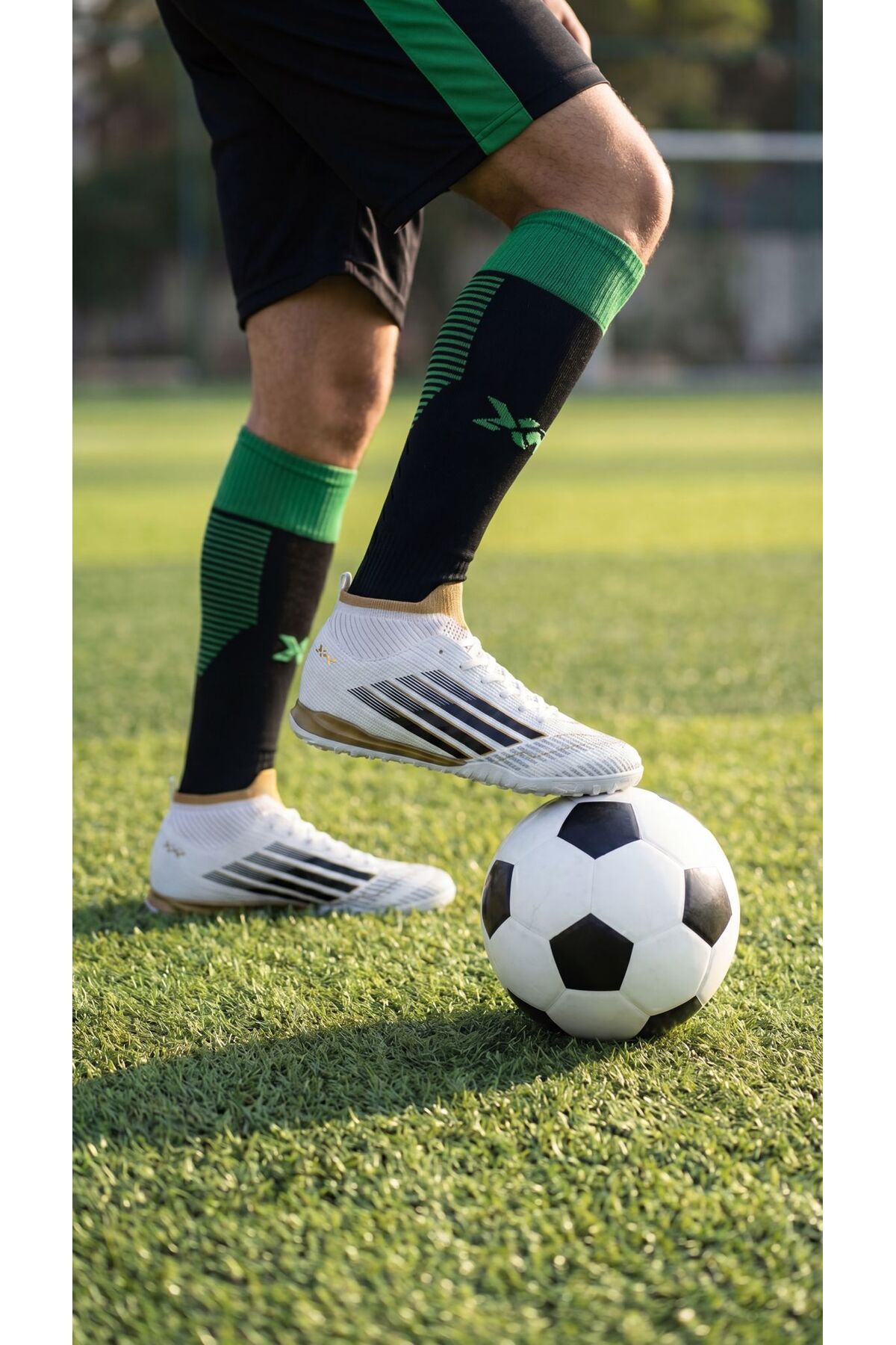 QUNDIR Erkek Triko Çoraplı Halı Saha Krampon Futbol Spor Ayakkabısı görsel 2