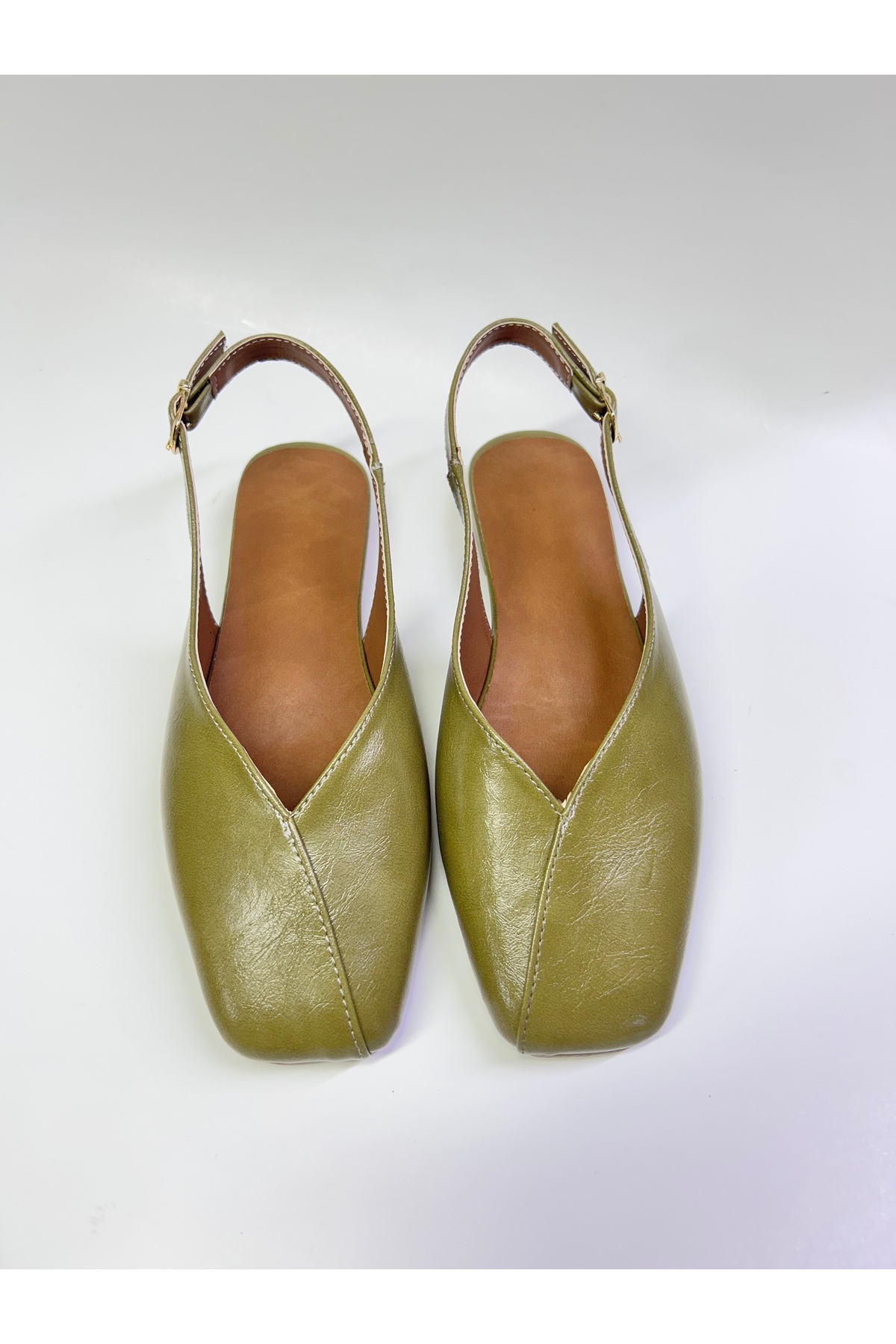 azza shoes BİANCA KADIN KARE KALIP PARLAK ARKASI AÇIK TOKA DETAYLI ZARİF ŞIK GÜNLÜK BABET görsel 2