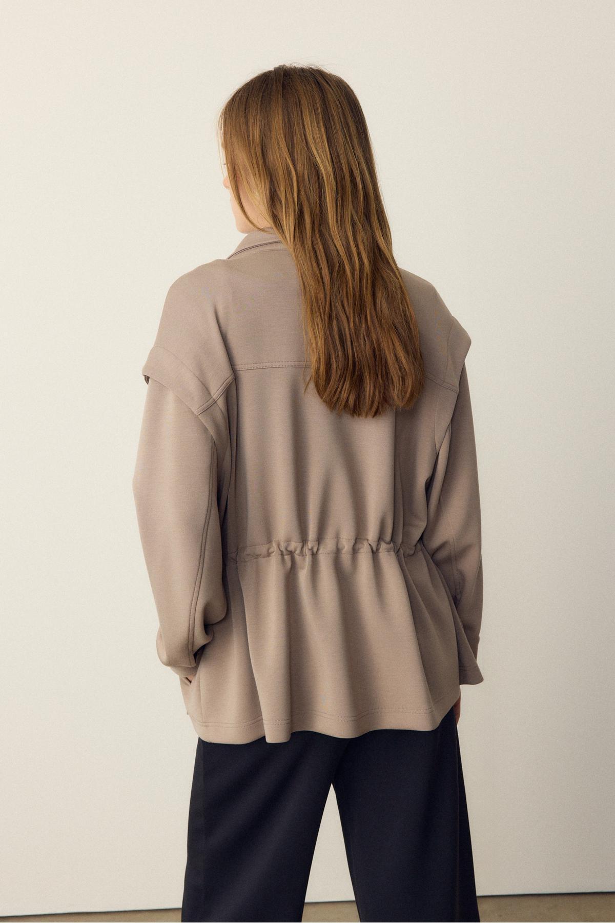 Stradivarius  Ayarlanabilir bel detaylı hafif ceket - Görsel 5