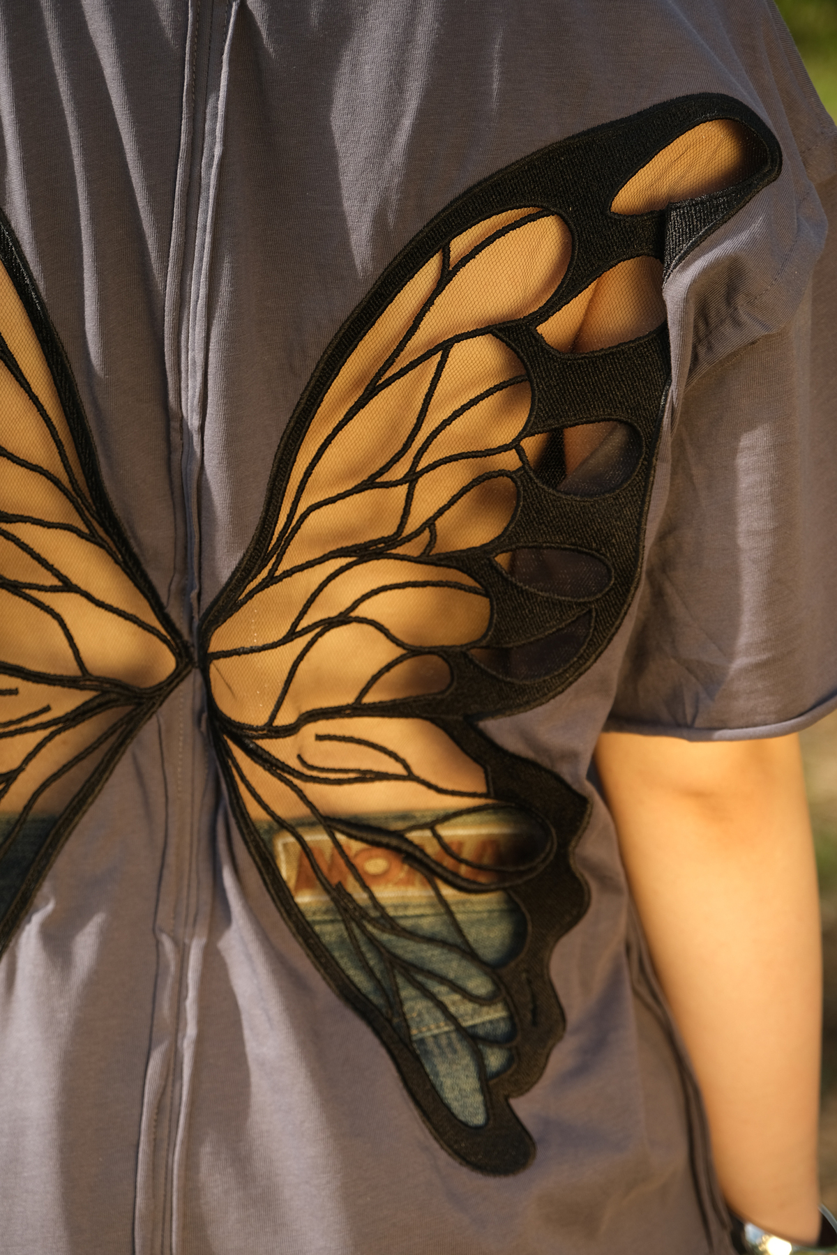 Sheen Studios Kelebek Sırt Detaylı T-Shirt görsel 4