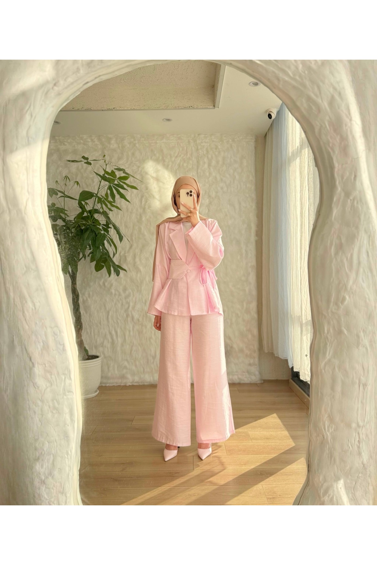 BELLASTORE Women's Dusty Pink Belted Jacket and Wide-Leg Pants Two-Piece Set
