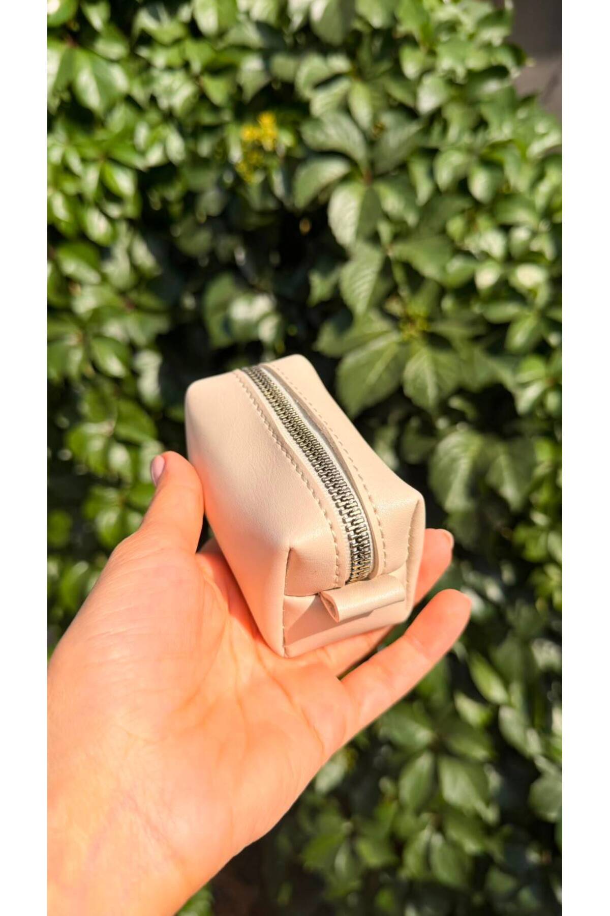 ATÖLYE ZÜMRA Vegan Deri Mini Charmlı Organizer Çanta, Fermuarlı Çok Amaçlı Düzenleyici görsel 6