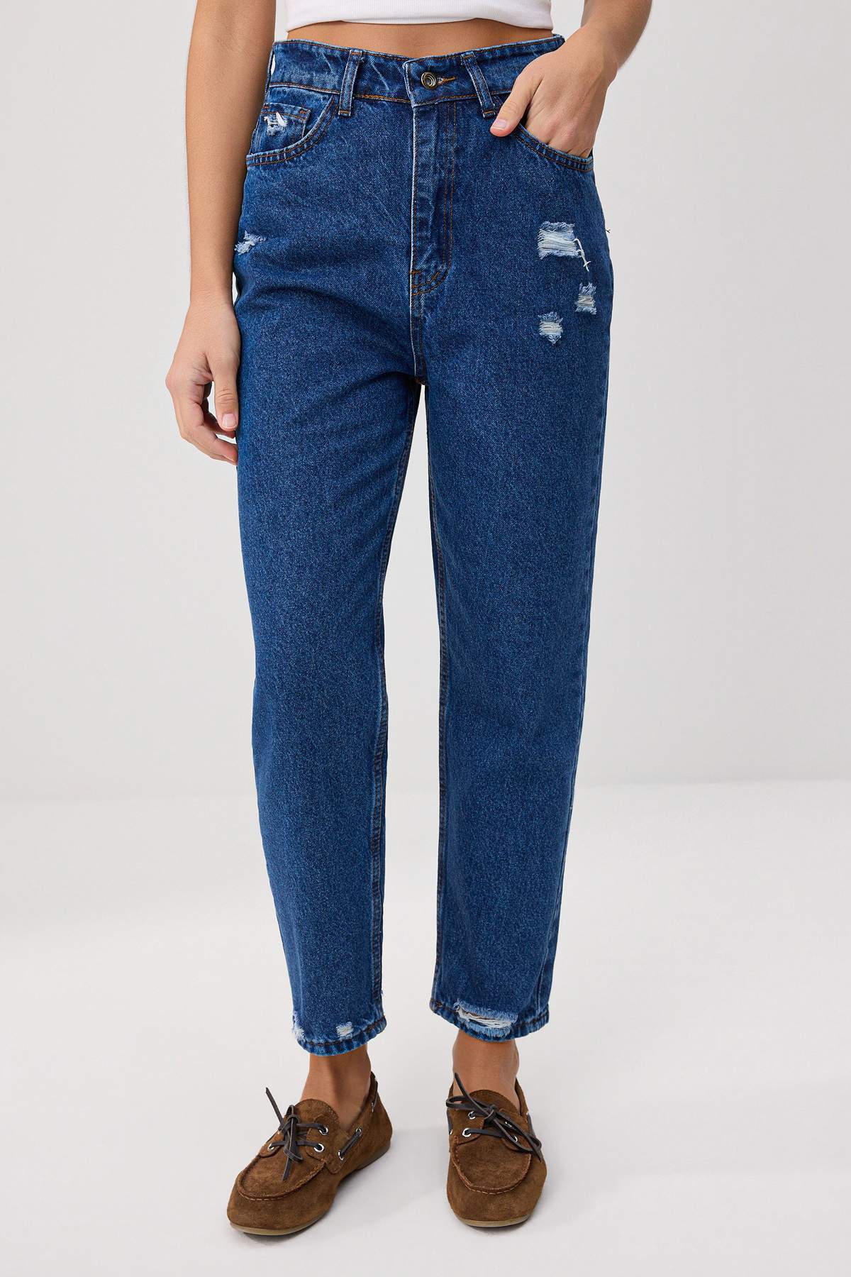 Trendyol kolekcija Tamnoplave Mom Jeans sa visokim strukom, 100% pamuk, bez r...