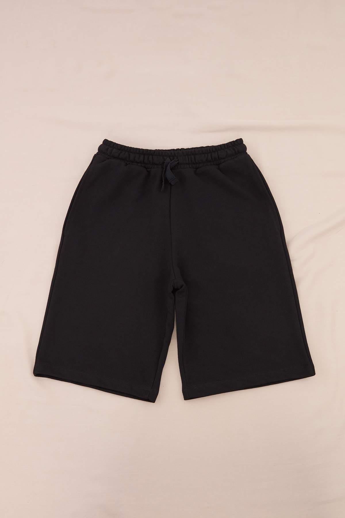 Trendyolmilla Kids Siyah Düz Örme Şort & Bermuda TKDSS26SR00031