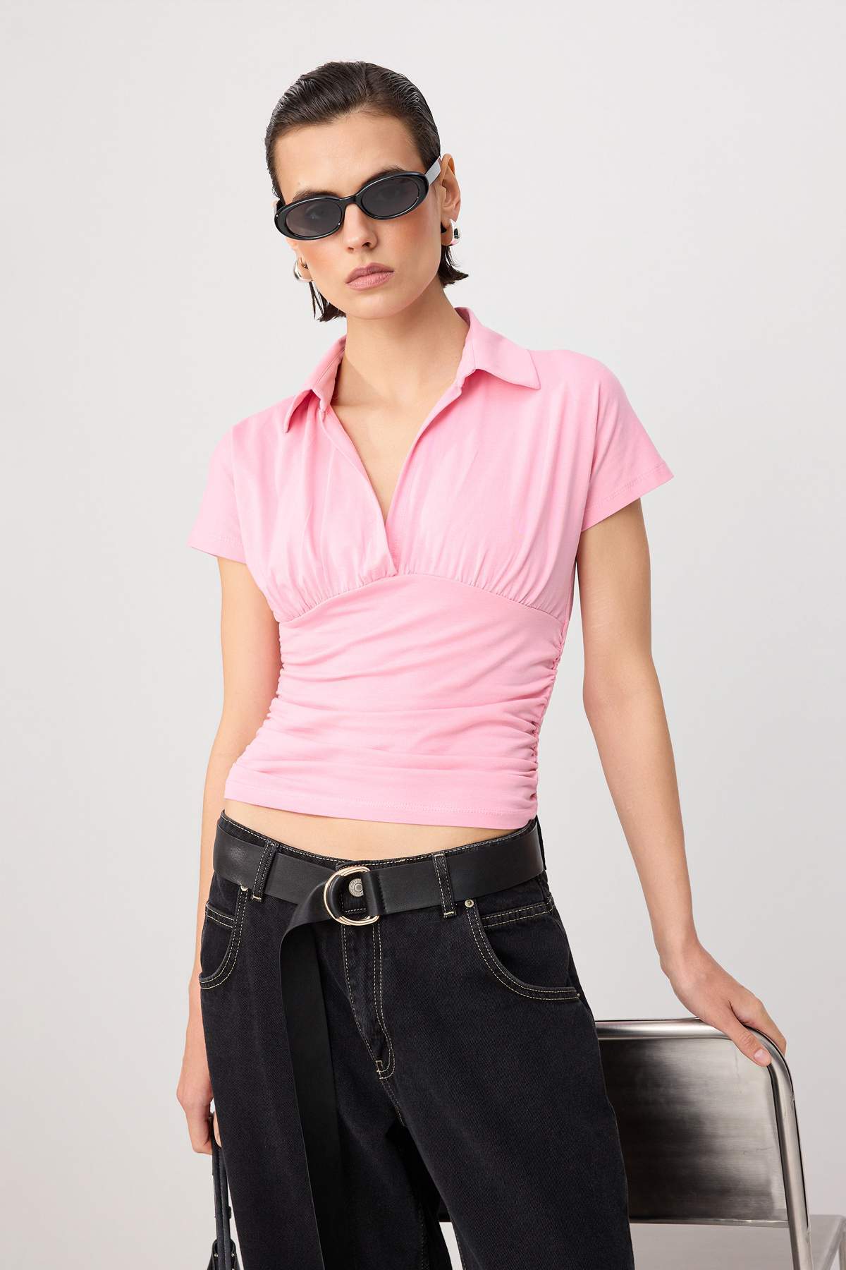 Trendyolmilla Pembe Düz Fitted Polo Yaka Yarasa Kol Kısa Büzgülü Pamuklu Esnek Örme Bluz TWOSS26BZ00336