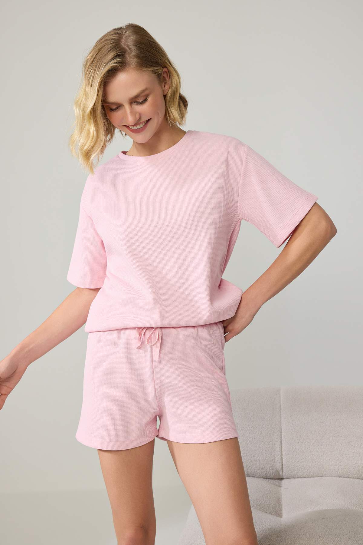 Trendyolmilla Pembe Polyester Karışımlı Düz Waffle Örme Pijama Takımı THMSS22PT0524