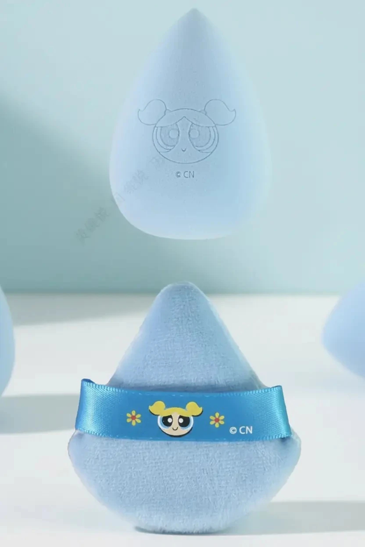 Powerpuff Girls Lisanslı Bubbles Makyaj Süngeri ve Puf Seti Damla Formlu 7 Cm — 2020023112106 — تصویر 4 از 7