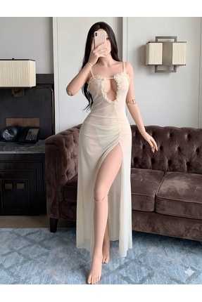 Best Dream Beyaz Derin Yırtmaç Detaylı Tangalı Gecelik