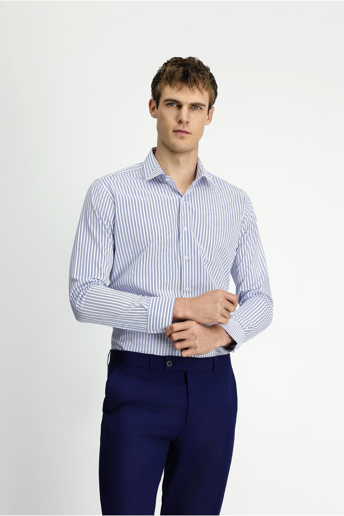 Kiğılı Uzun Kol Klasik Slim Fit Dar Kesim Pamuklu Kolay Ütülenebilir Çizgili Gömlek görsel 4