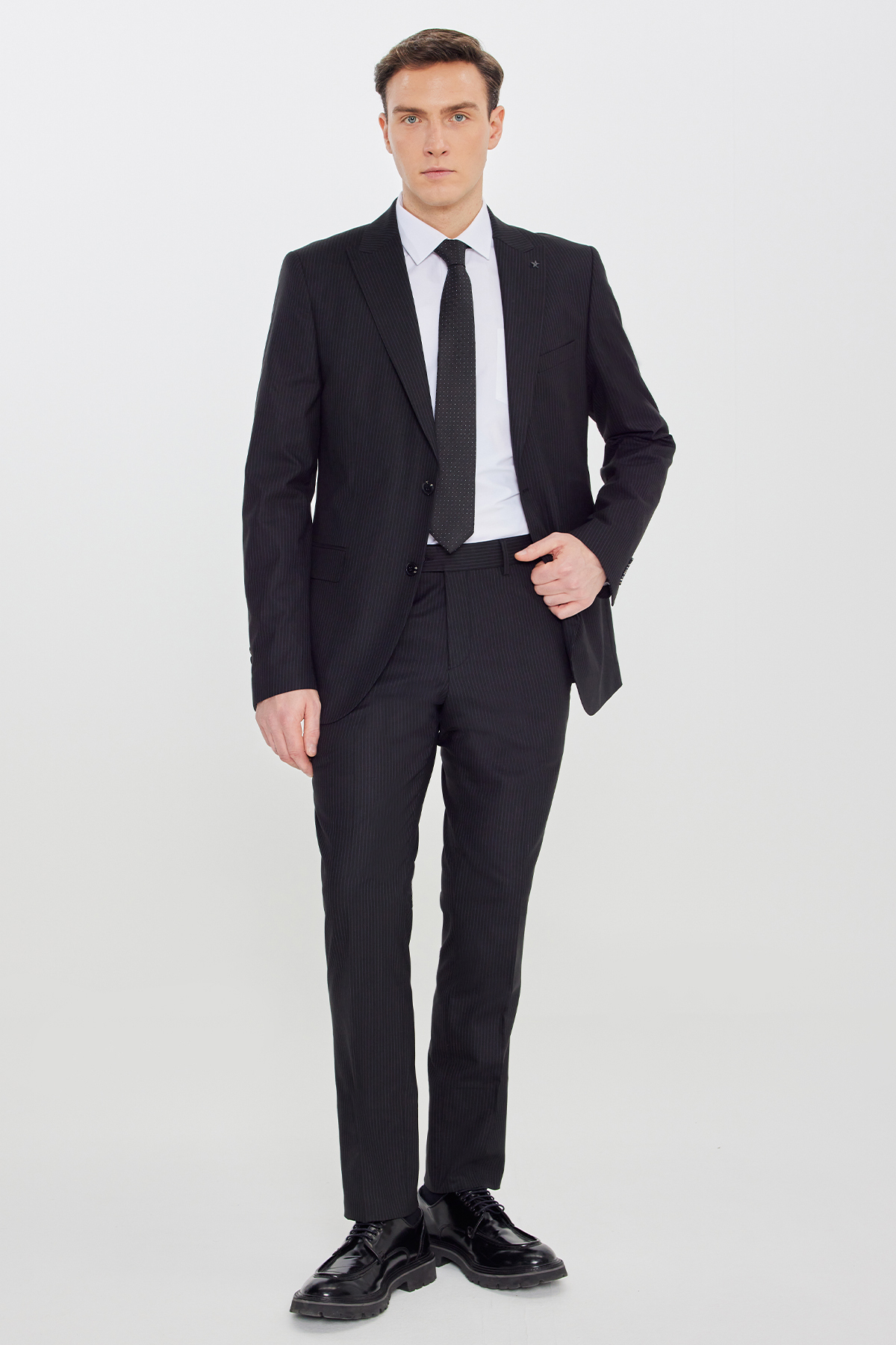 Altınyıldız Classics Men's Black Slim Fit Swallow Collar Striped Stretch Suit