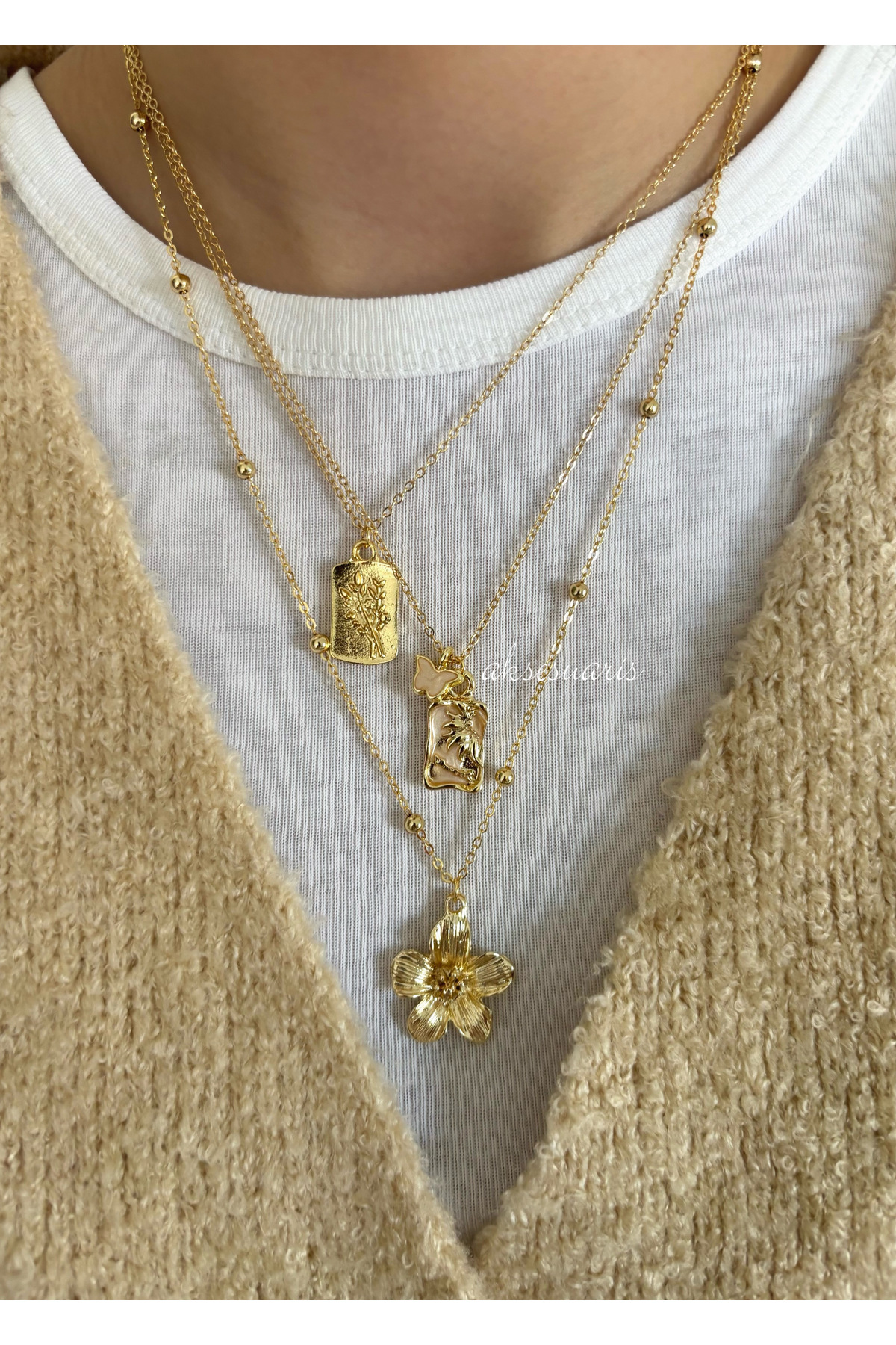 aksesuaris 3'lü Çiçek Gold Mineli Kadın Charm Kolye Set