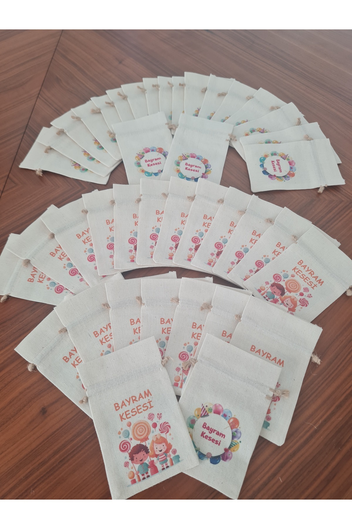 Neşeli Çocuklar Tasarımlı Bayram Harçlık Ve Şeker Kesesi Tek Adet