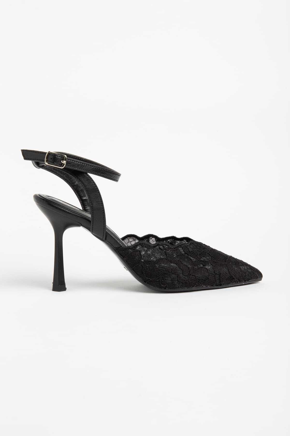 Naples Women's High Heels with Lace Detail