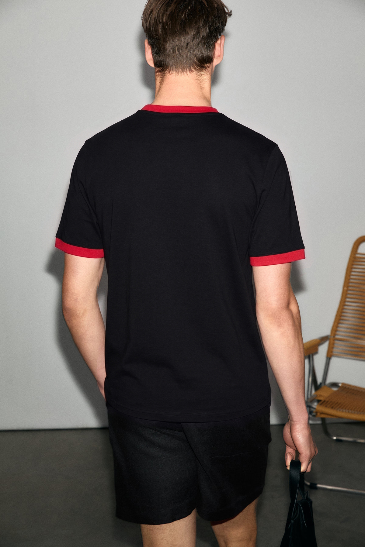 GRIMELANGE PAMIR Erkek %100 Organik Kumaşlı Kontrast Yakalı Dünya Kupasına Özel Baskı Detaylı Siyah T-Shirt görsel 4