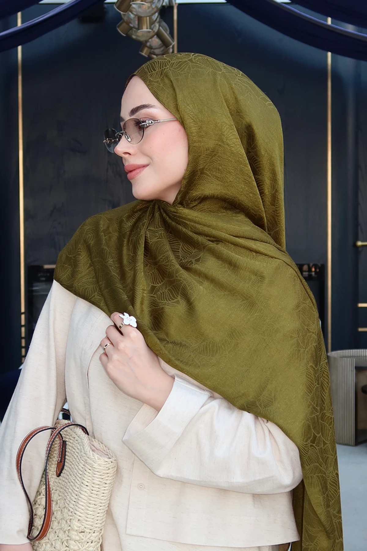 Madame Polo Premium Glow Jakar Şal Yaprak - Yağ Yeşili görsel 2