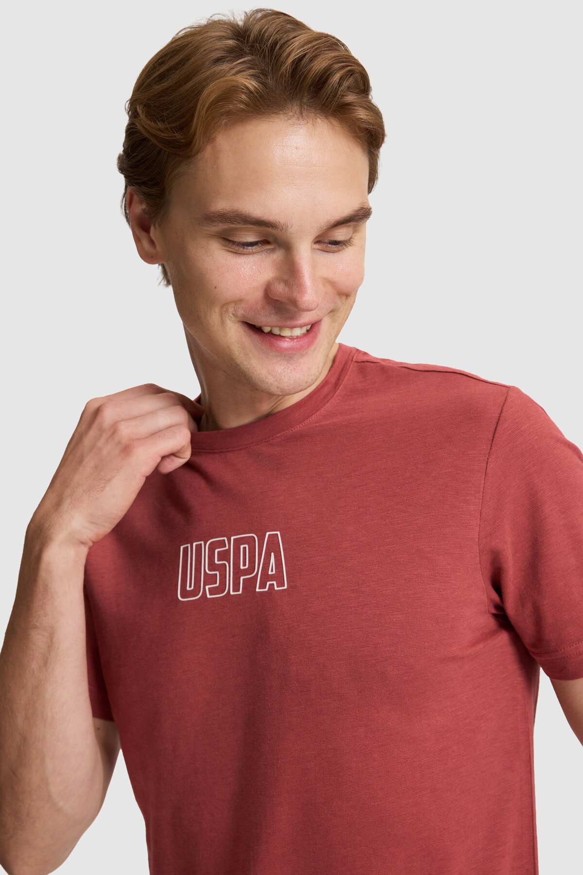 U.S. Polo Assn. Erkek Vişne Regular Fit Bisiklet Yaka Tişört 50327159-VR223 görsel 2