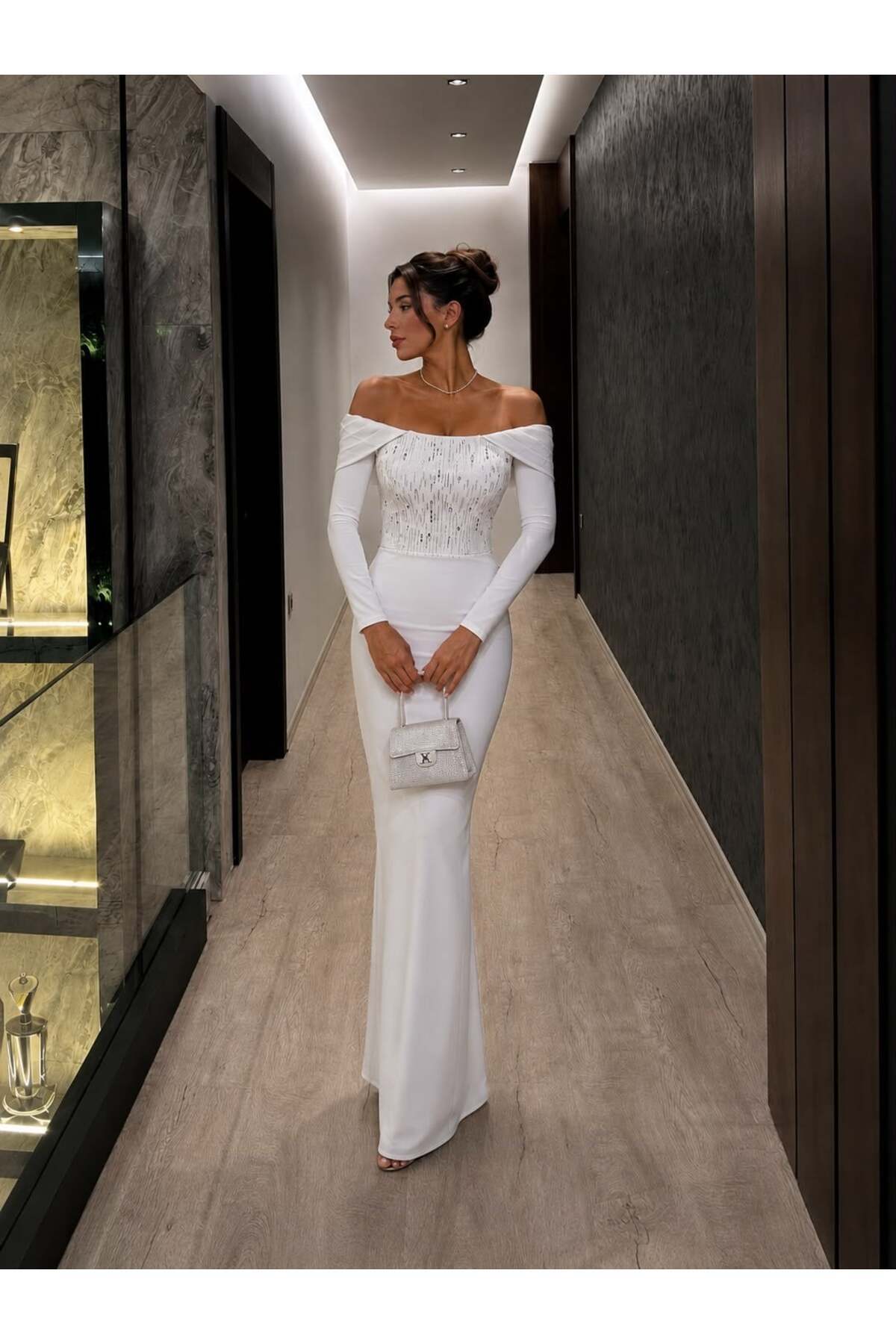 Modafeminen Flexible Fabric Scuba Front Stone Detail Evening Dress 583329 White
