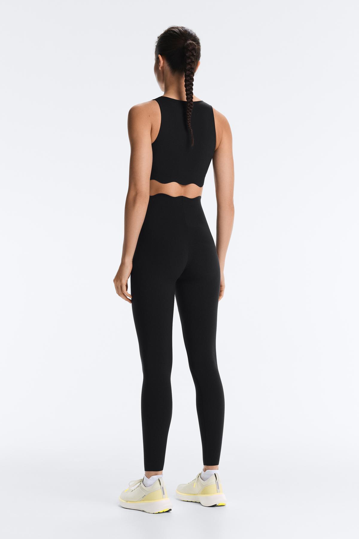 Oysho High rise Compressive core control bilek hizasında tayt görsel 4