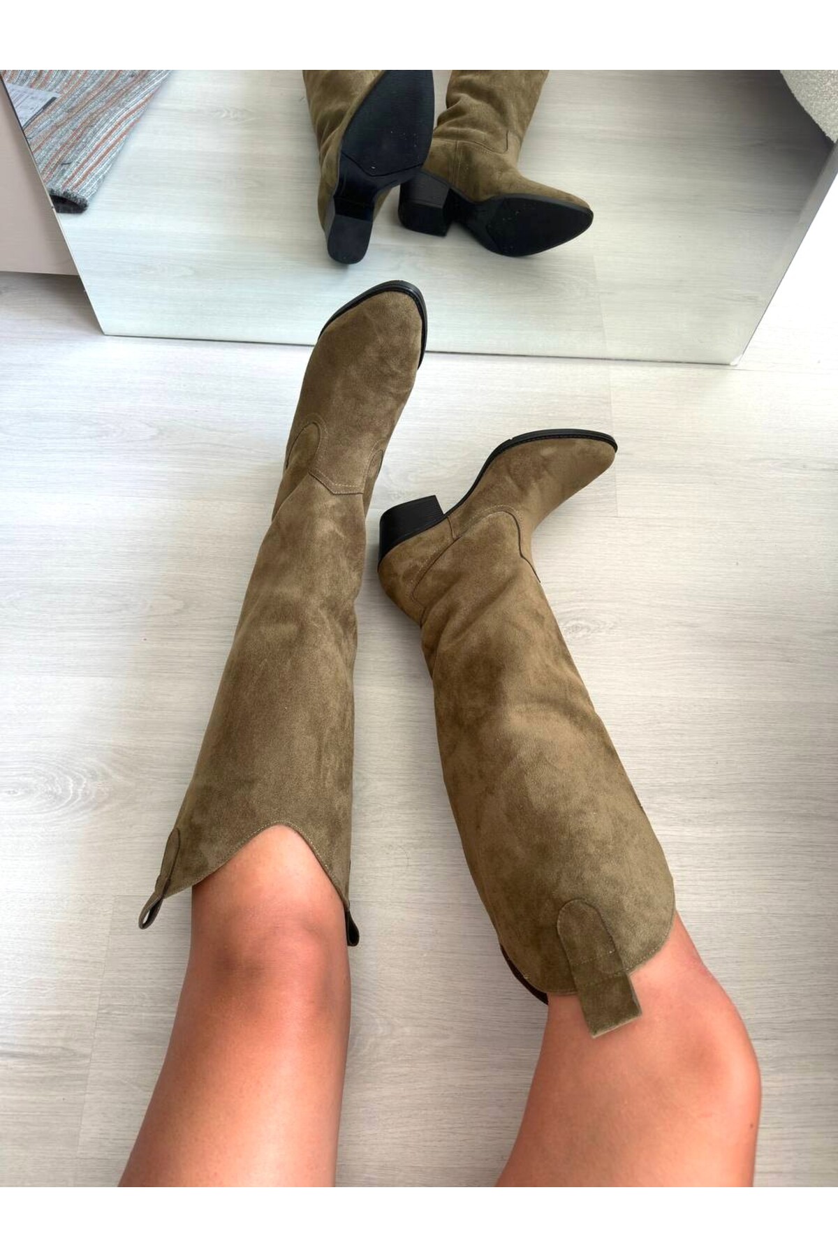 SHOEBOURNE Haki Süet Western Tarzı Dizaltı Uzun Kadın Çizme görsel 2
